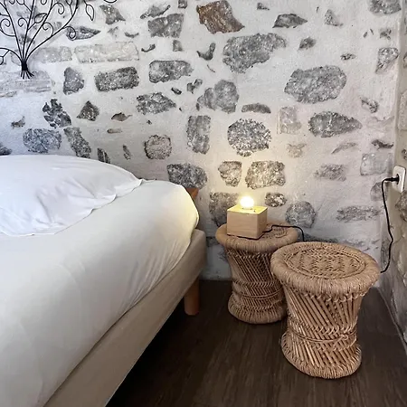 Vendégház Le Petit Moras 3*